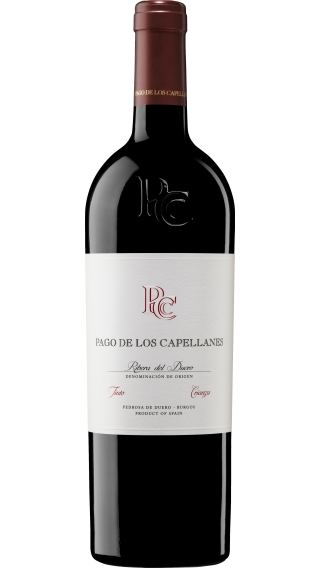 Bottle of Pago de los Capellanes Crianza 2021 wine 750 ml